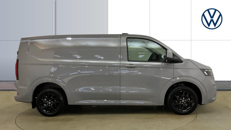 Volkswagen Transporter T32 Swb Electric 160kW 65kWh Commerce Pro Van Auto